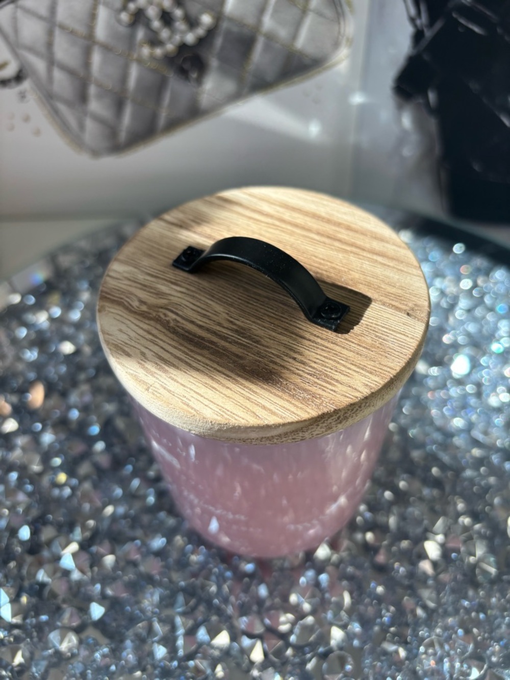 DW Home Sunday Mimosa scented candle - Picture 3 of 4